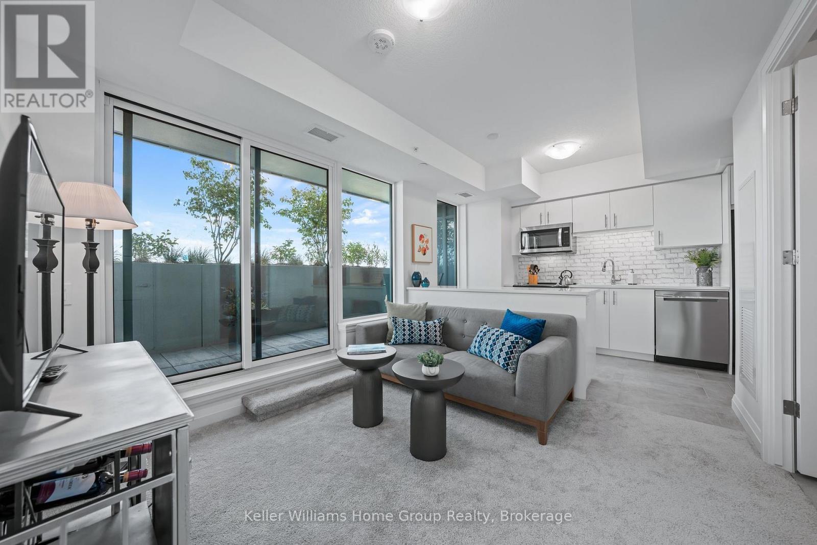 714 - 93 Arthur Street, Guelph (St. Patrick'S Ward), ON - Indoor Photo Showing Kitchen With Upgraded Kitchen