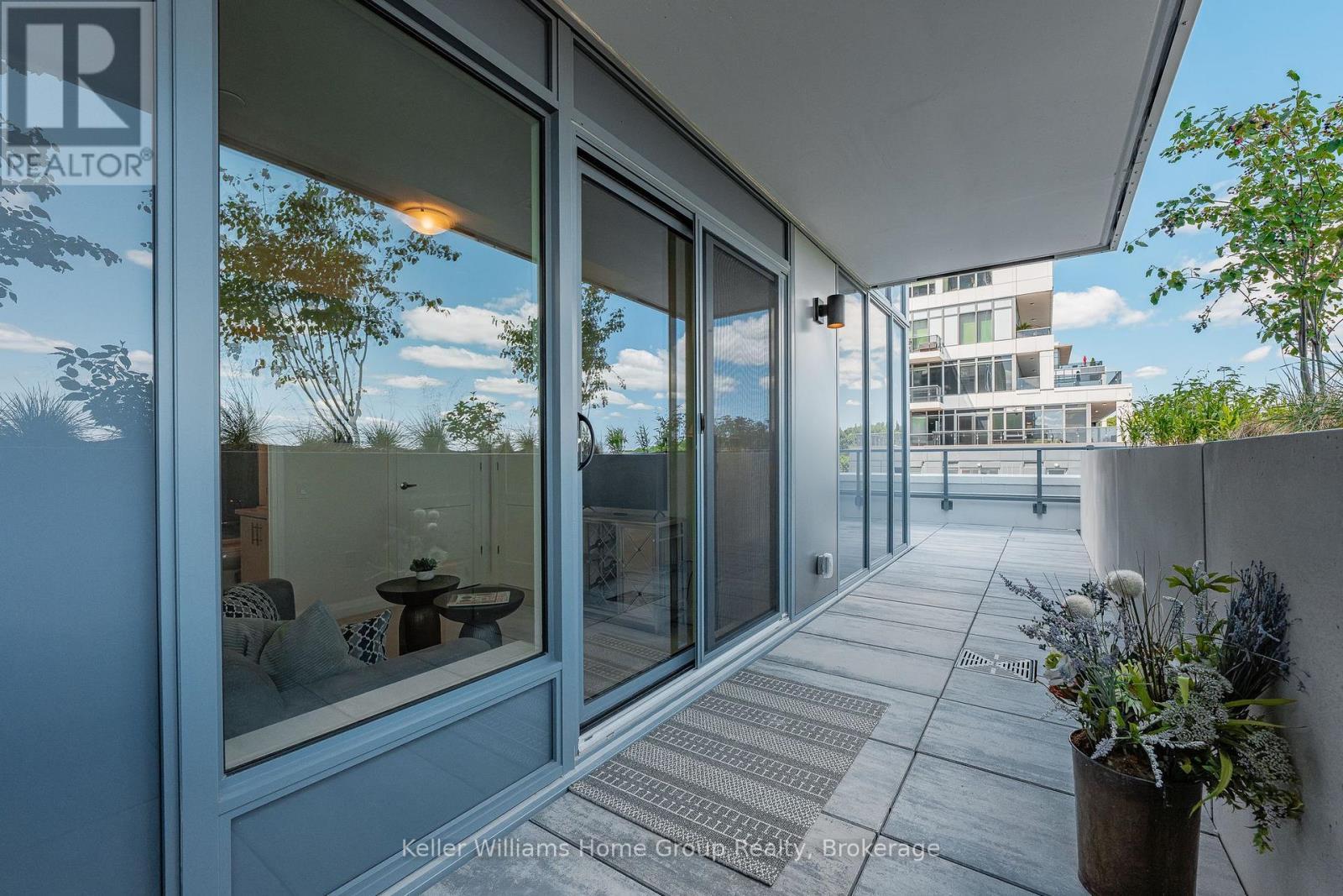 714 - 93 Arthur Street, Guelph (St. Patrick'S Ward), ON - Outdoor With Exterior