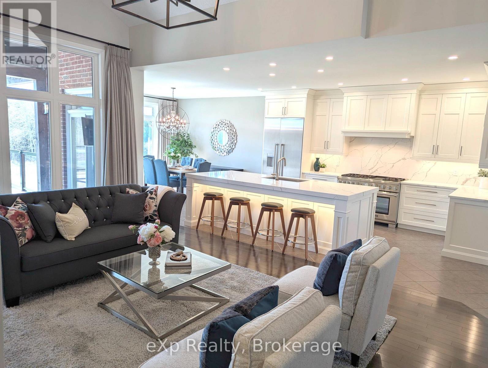 93 Vaughan Street, Guelph (Clairfields/Hanlon Business Park), ON - Indoor