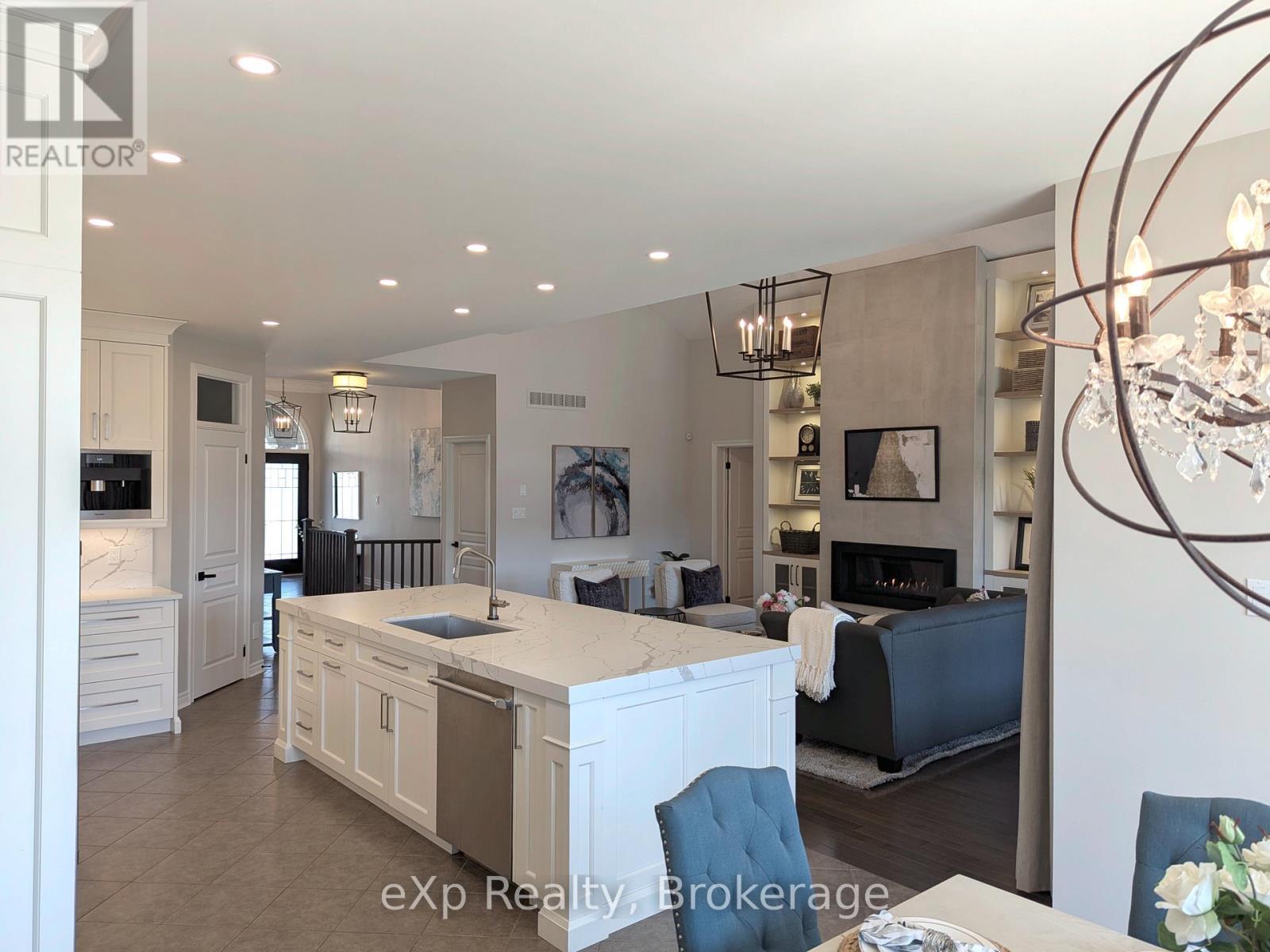 93 Vaughan Street, Guelph (Clairfields/Hanlon Business Park), ON - Indoor