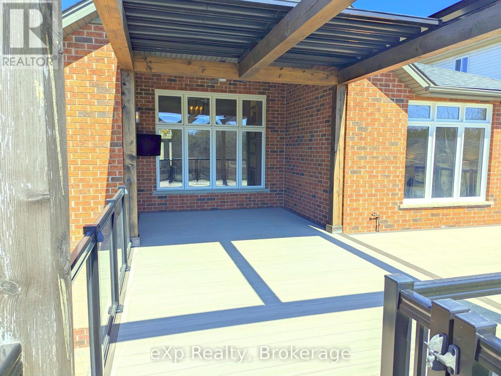 93 Vaughan Street, Guelph (Clairfields/Hanlon Business Park), ON - Outdoor With Exterior