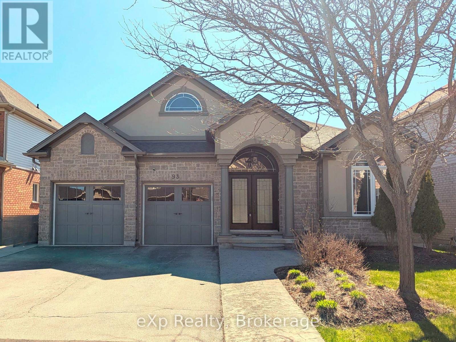 93 Vaughan Street, Guelph (Clairfields/Hanlon Business Park), ON - Outdoor With Facade