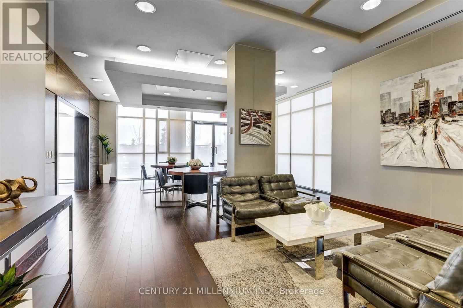 1602 - 339 Rathburn Road W, Mississauga, ON - Indoor