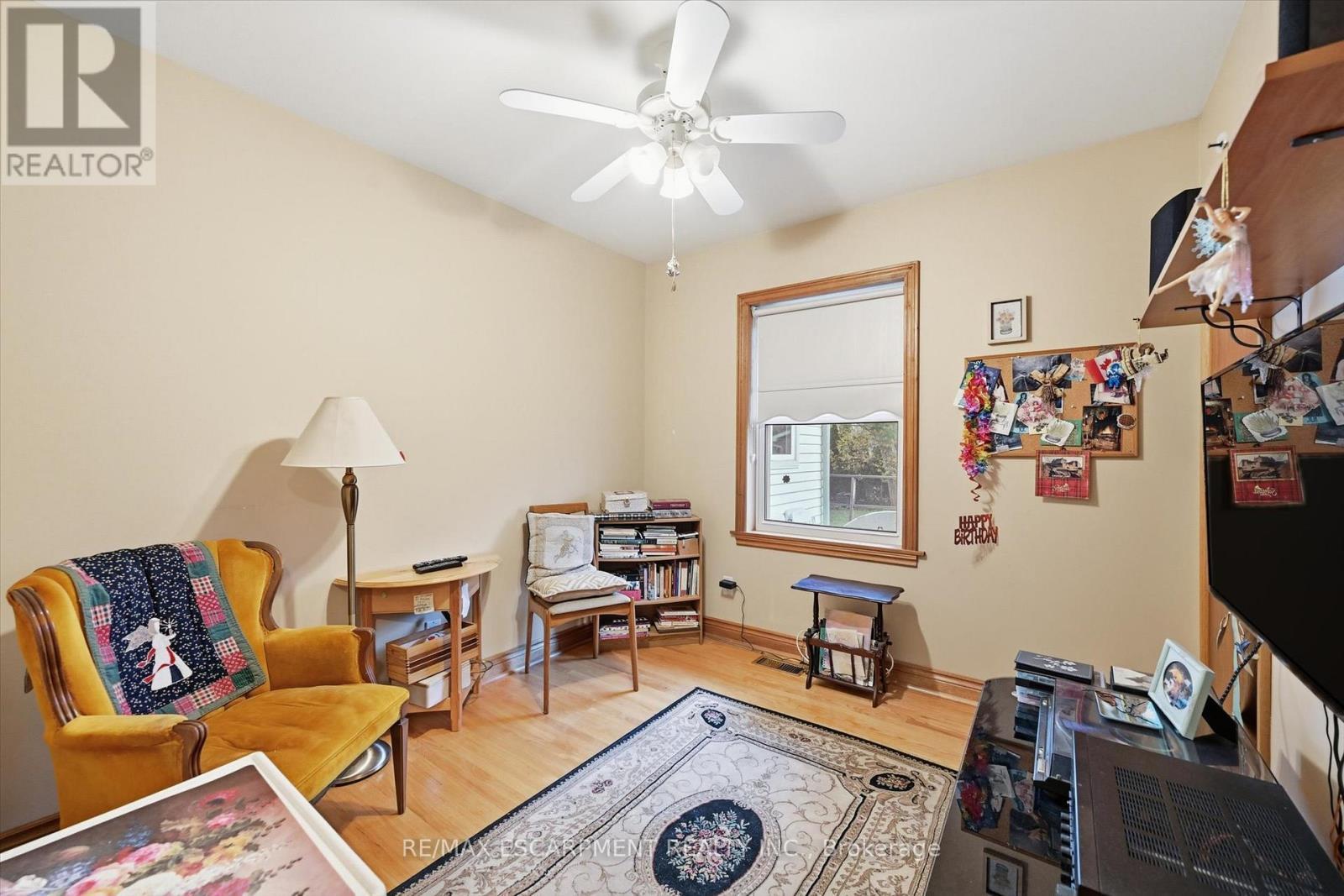 237 Mohawk Road, Oakville, ON - Indoor