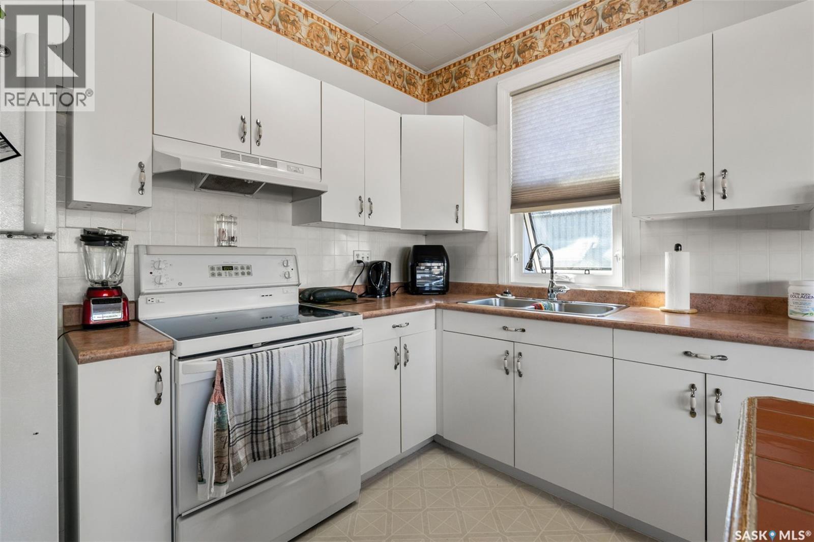 103 Main Street, Watrous, SK