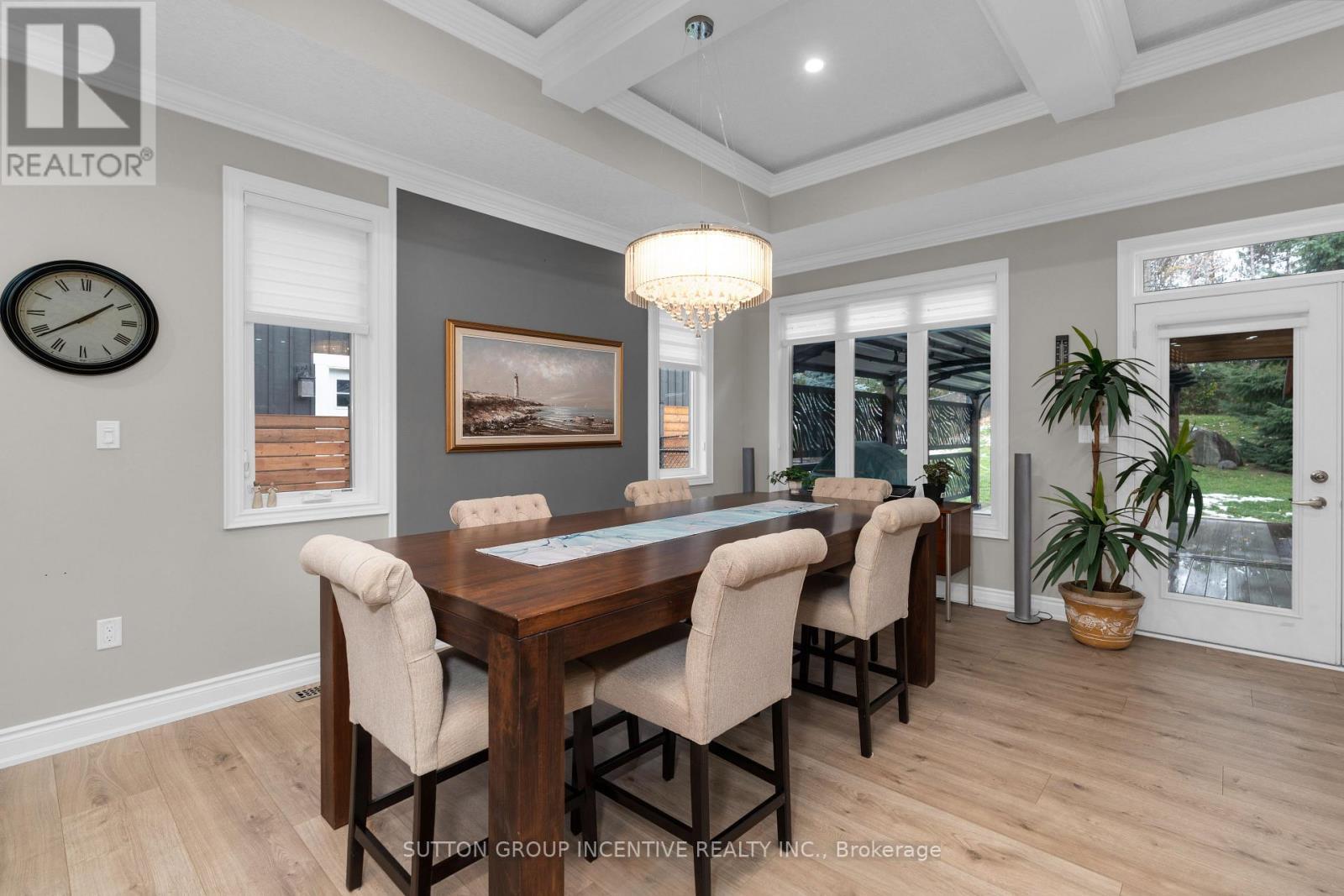4 Snowshoe Trail, Barrie, ON - Indoor Photo Showing Dining Room