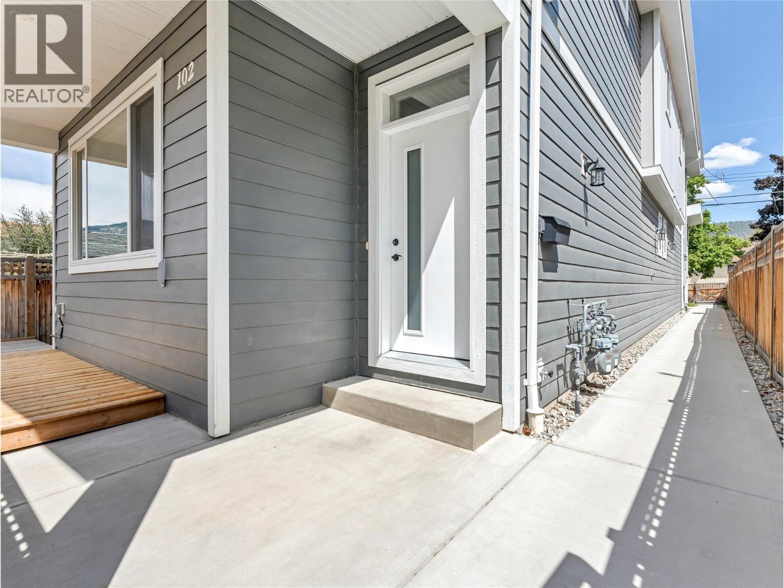 453 Maurice Street Unit# 102, Penticton, BC - Outdoor With Exterior