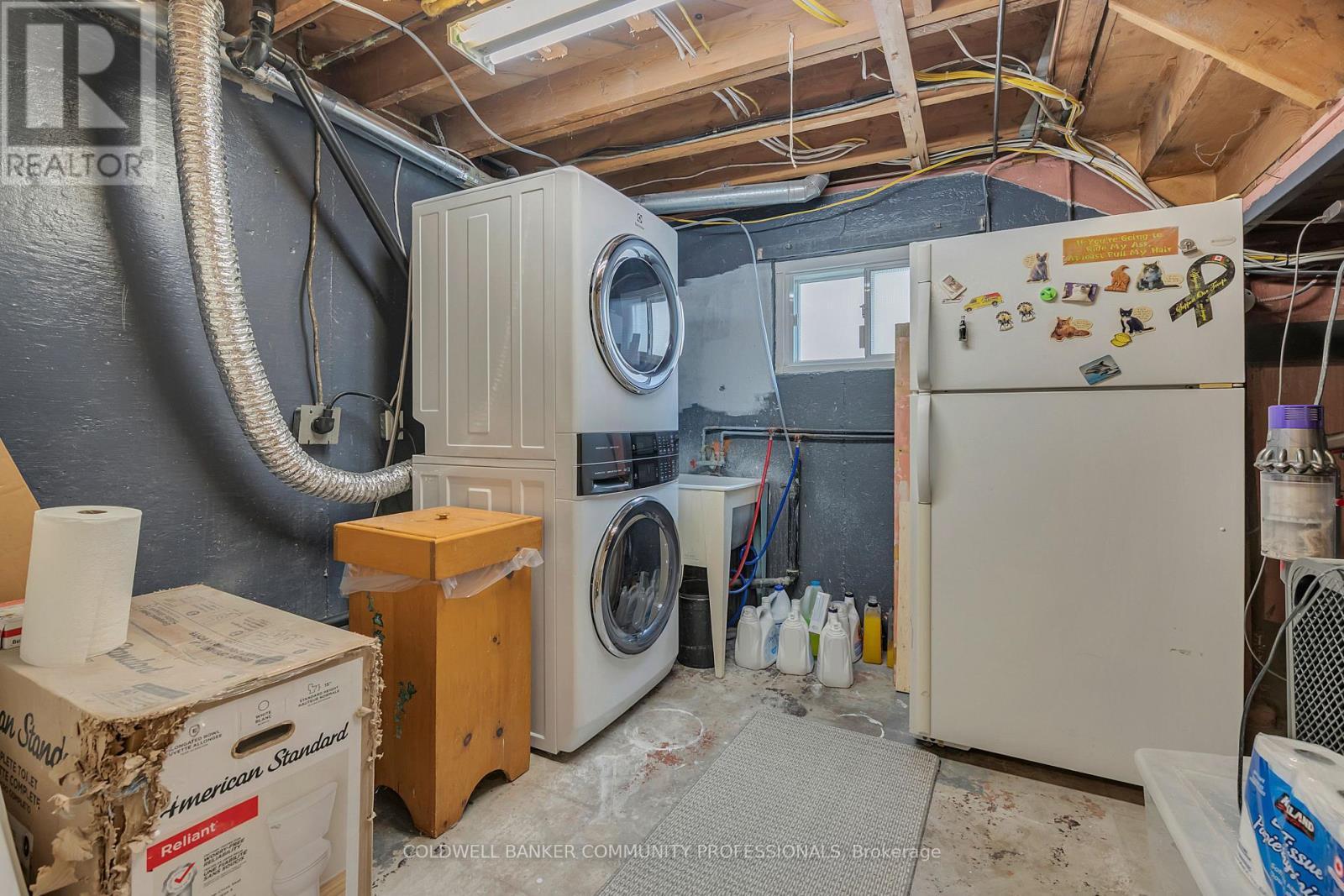 laundry with 3-pc bathroom rough-in - 446 East 36Th Street, Hamilton, ON - Indoor Photo Showing Laundry Room