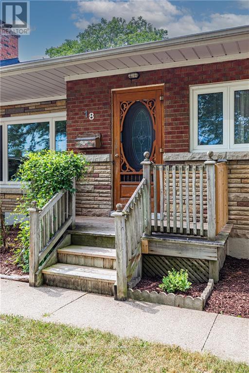 18 Masterson Drive, St. Catharines, ON - Outdoor