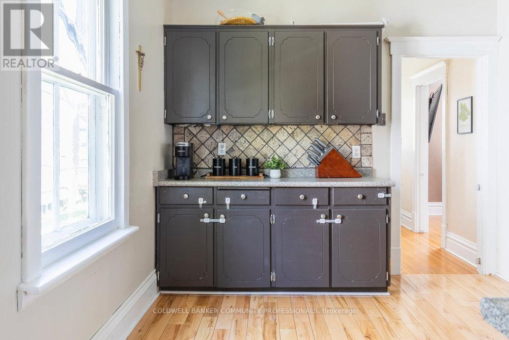 65 Banff Street, Haldimand, ON - Indoor