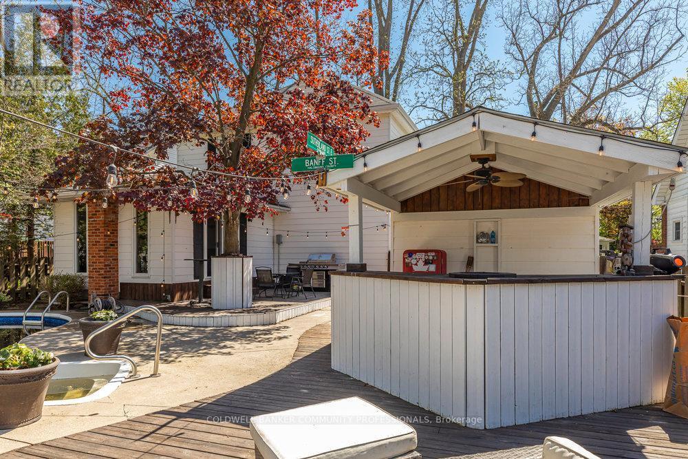 65 Banff Street, Haldimand, ON - Outdoor