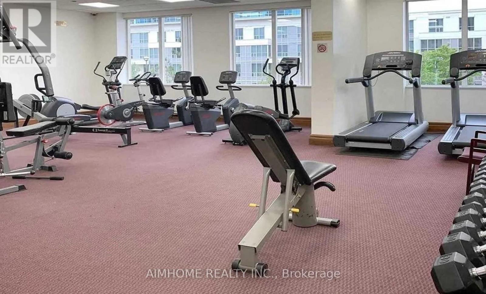 610 - 1 Lee Centre Drive, Toronto, ON - Indoor Photo Showing Gym Room