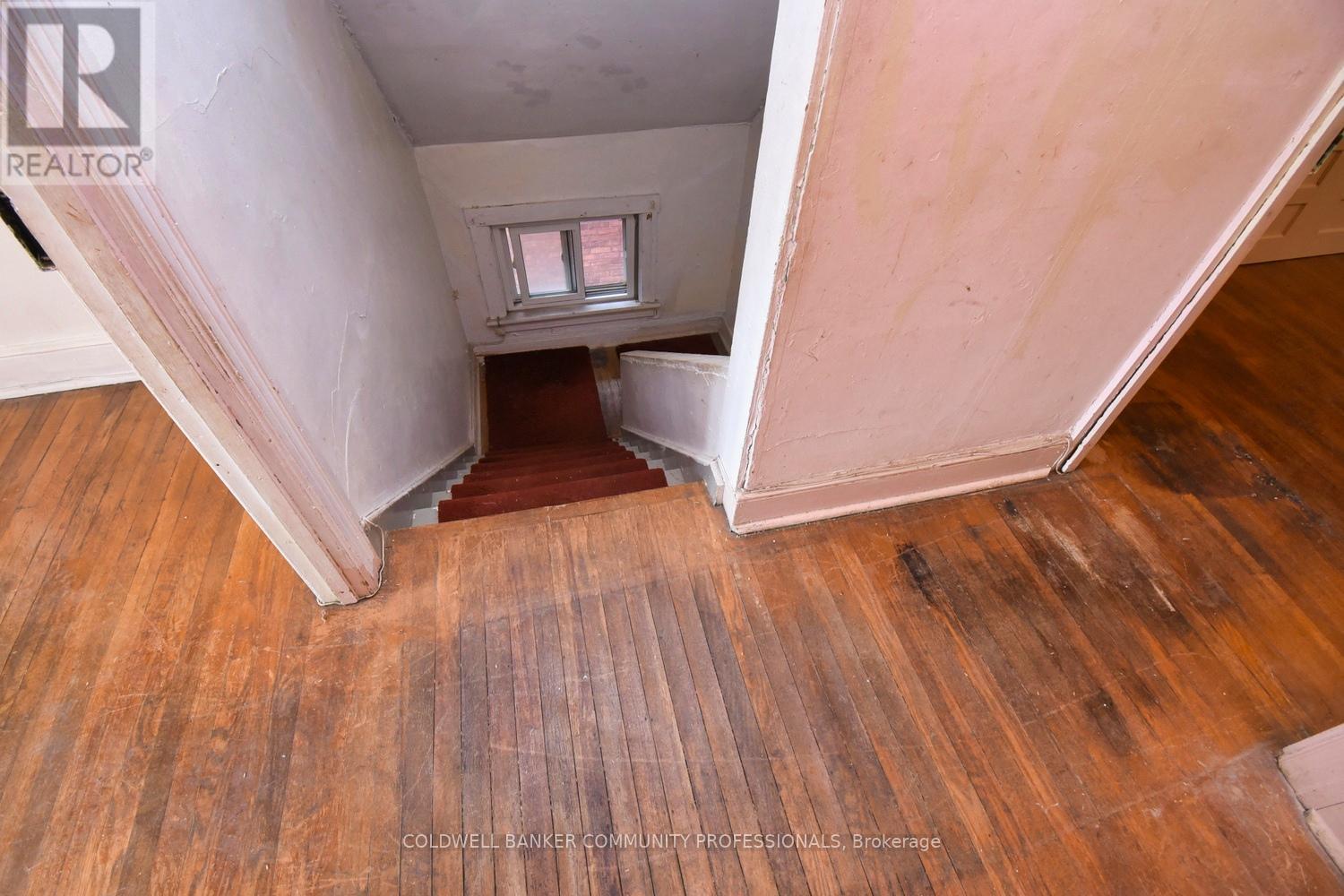 14 Spruceside Avenue, Hamilton, ON - Indoor Photo Showing Other Room