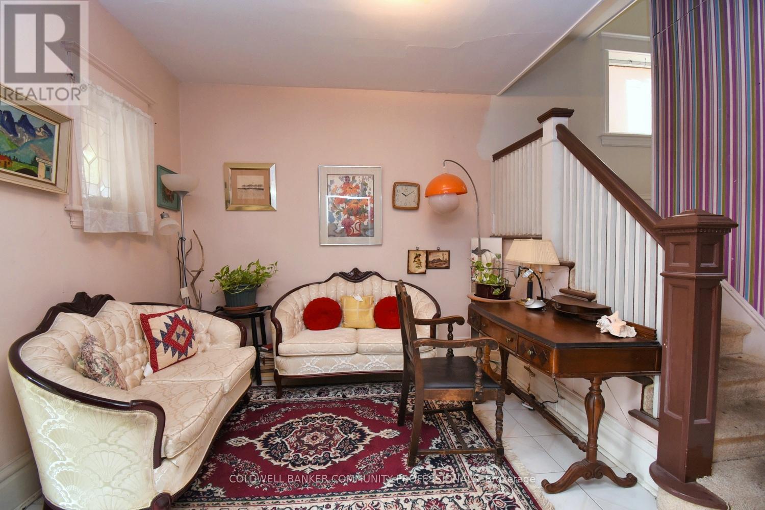 14 Spruceside Avenue, Hamilton, ON - Indoor Photo Showing Other Room