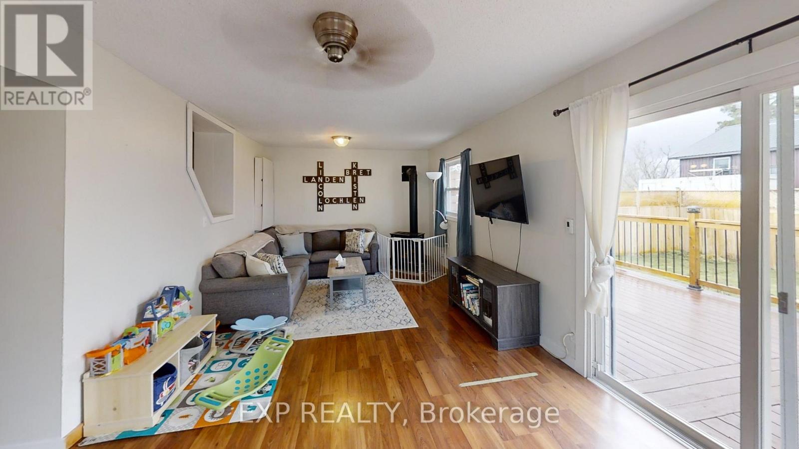 Living room - 2214 Concession 10 Road, Ramara, ON - Indoor