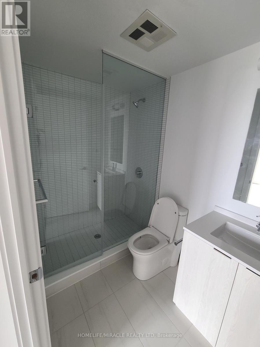 427 - 1 Jarvis Street, Hamilton, ON - Indoor Photo Showing Bathroom