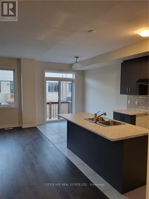 20 Concord Drive, Thorold, ON - Indoor Photo Showing Kitchen