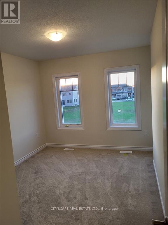 20 Concord Drive, Thorold, ON - Indoor Photo Showing Other Room