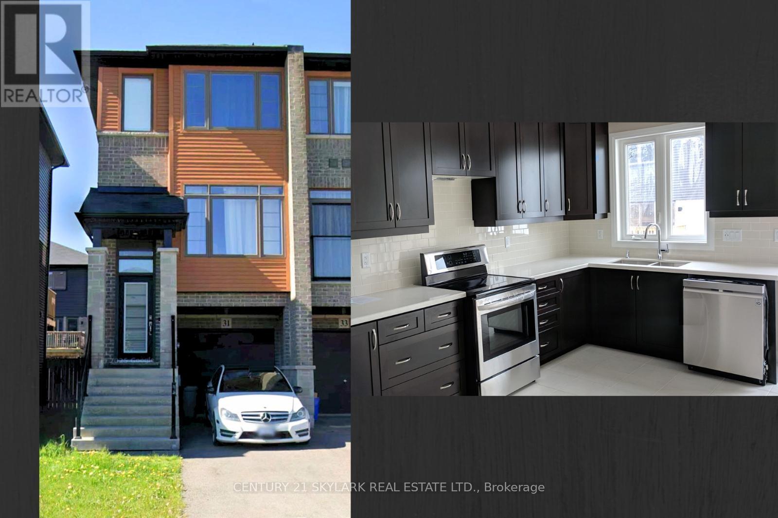 31 Soho Street, Hamilton, ON - Indoor Photo Showing Kitchen With Double Sink
