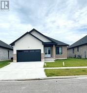 320 STATHIS BOULEVARD Sarnia, ON N7S 0G7