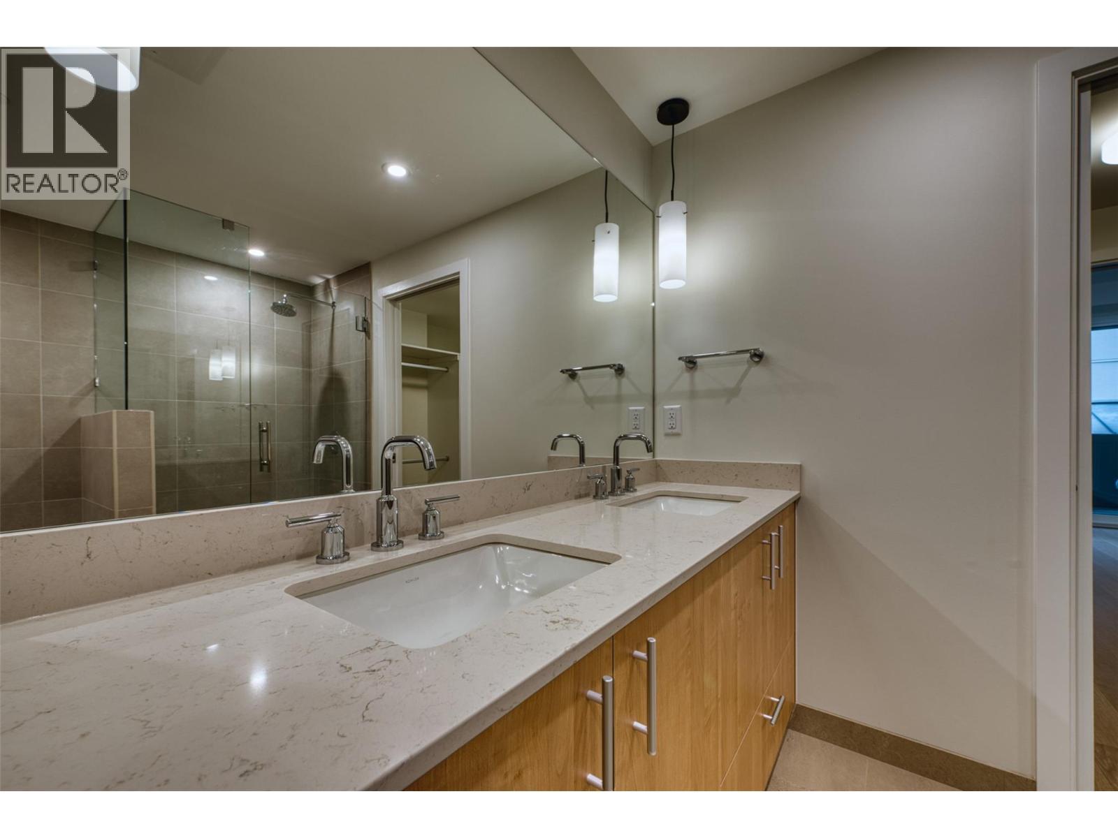 9654 Benchland Drive Unit# 201, Lake Country, BC - Indoor Photo Showing Bathroom