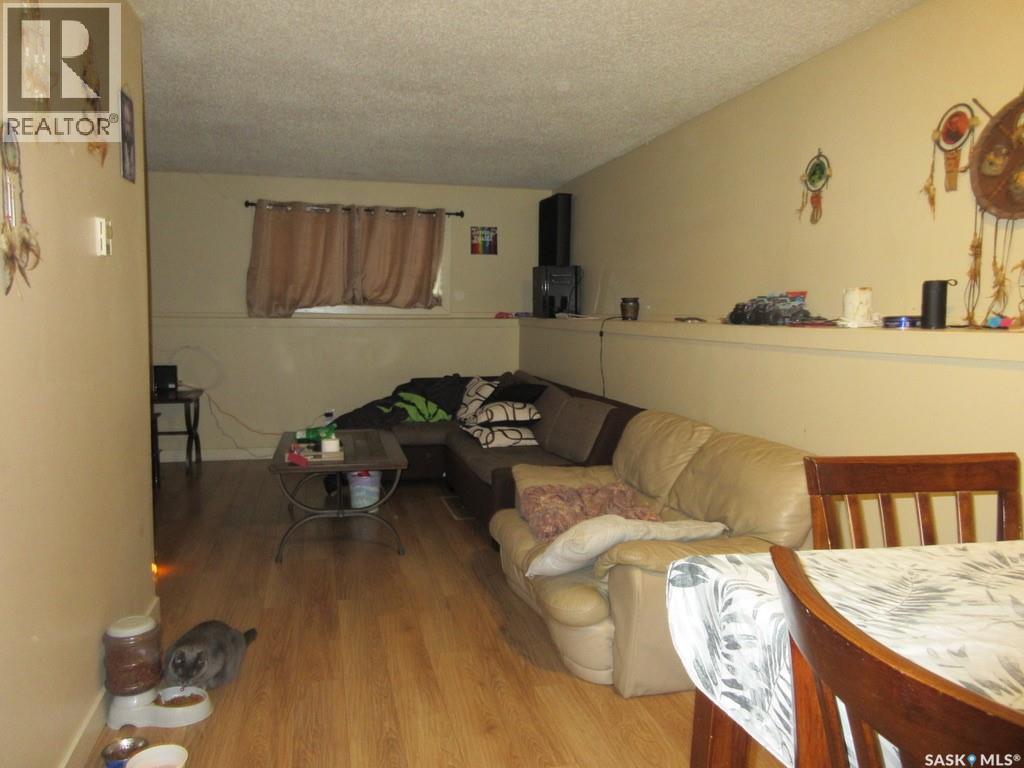 1817 Quebec Street, Regina, SK - Indoor