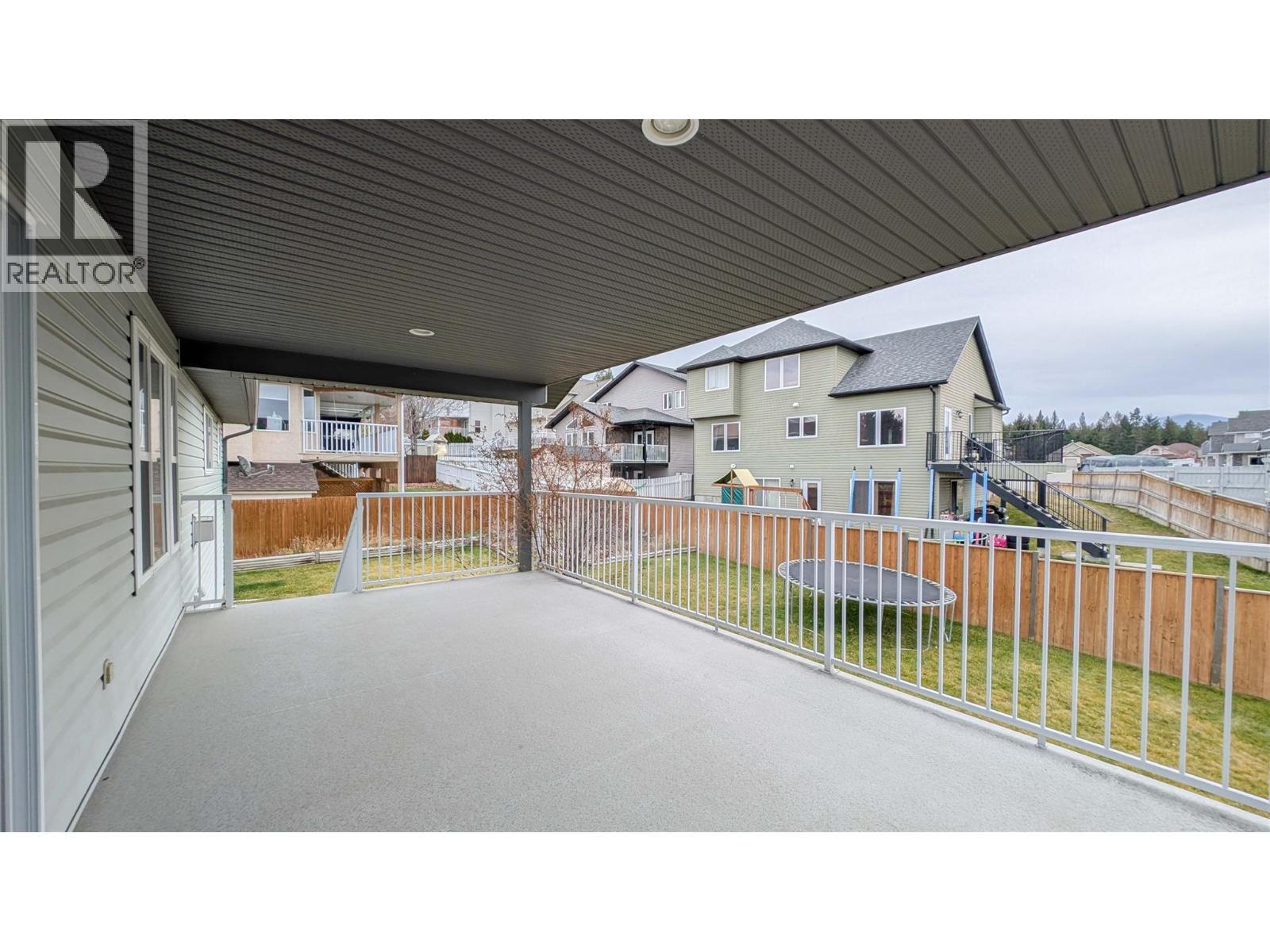 3301 Mt Fisher N Drive, Cranbrook, BC - Outdoor With Exterior