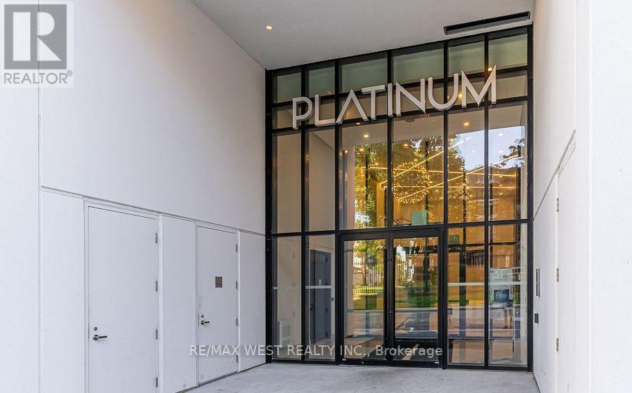 908 - 15 Queen Street S, Hamilton, ON - Indoor Photo Showing Other Room