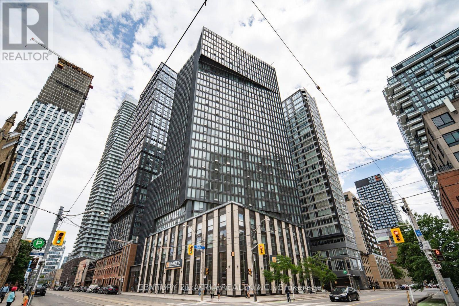 1703 - 60 Shuter Street, Toronto, ON - Outdoor With Facade