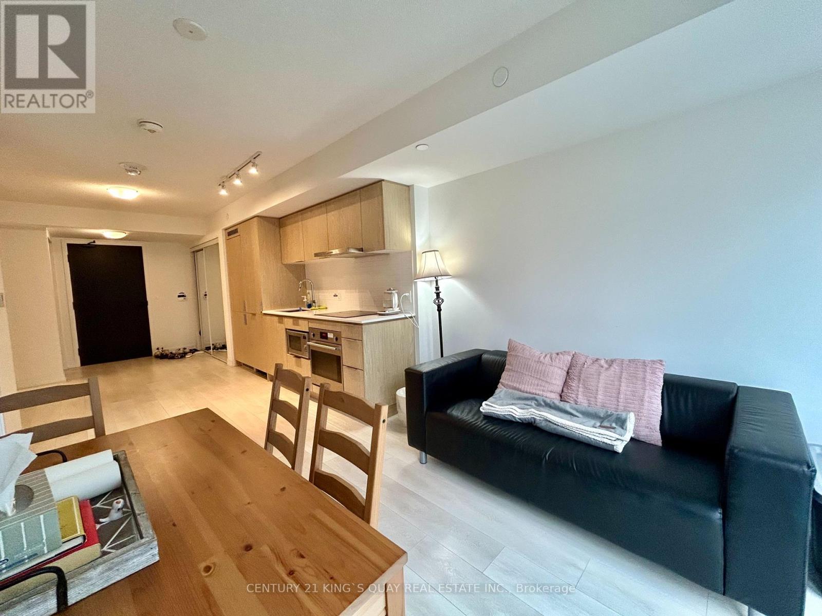 1703 - 60 Shuter Street, Toronto, ON - Indoor