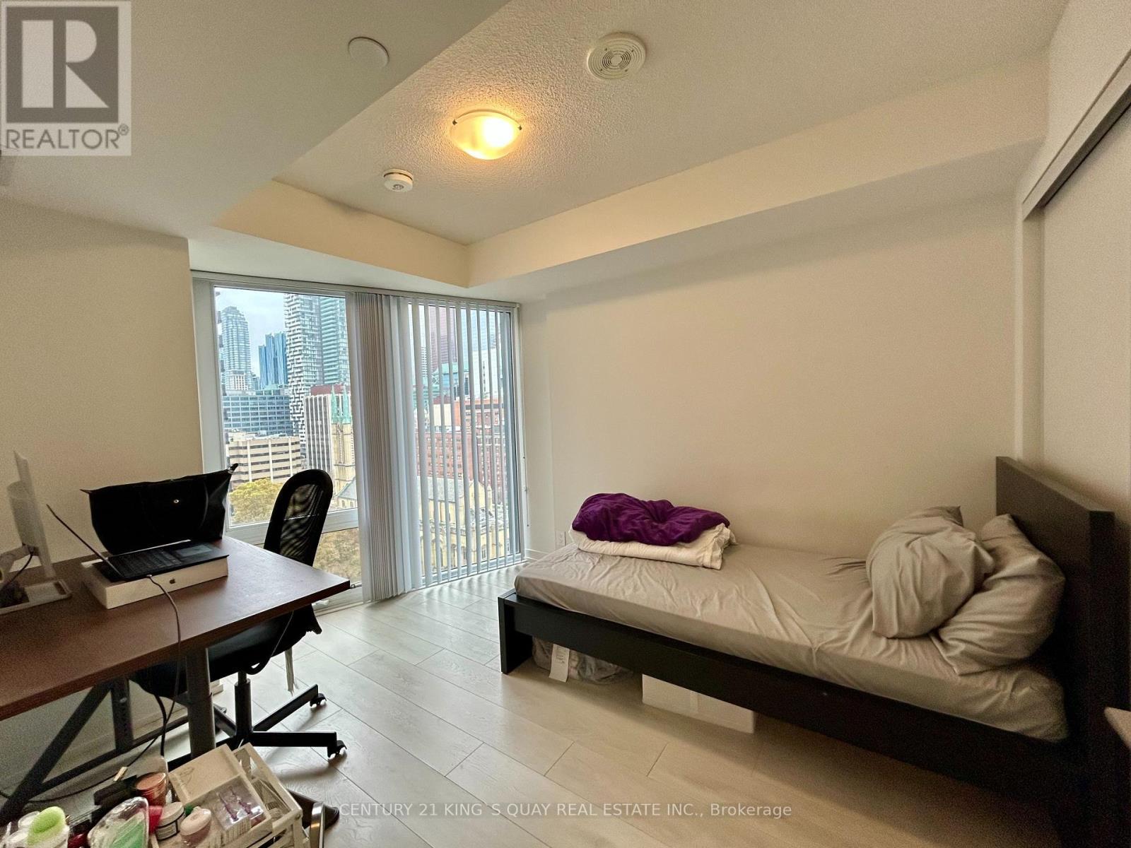 1703 - 60 Shuter Street, Toronto, ON - Indoor Photo Showing Office