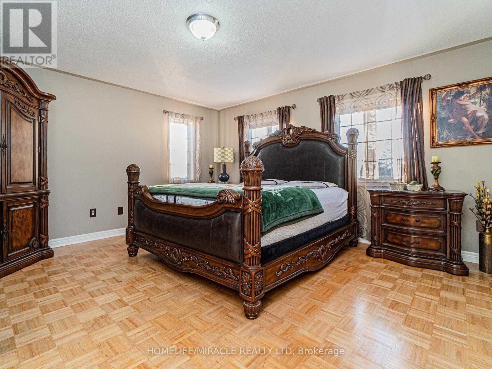 76 Starhill Crescent, Brampton, ON - Indoor Photo Showing Bedroom