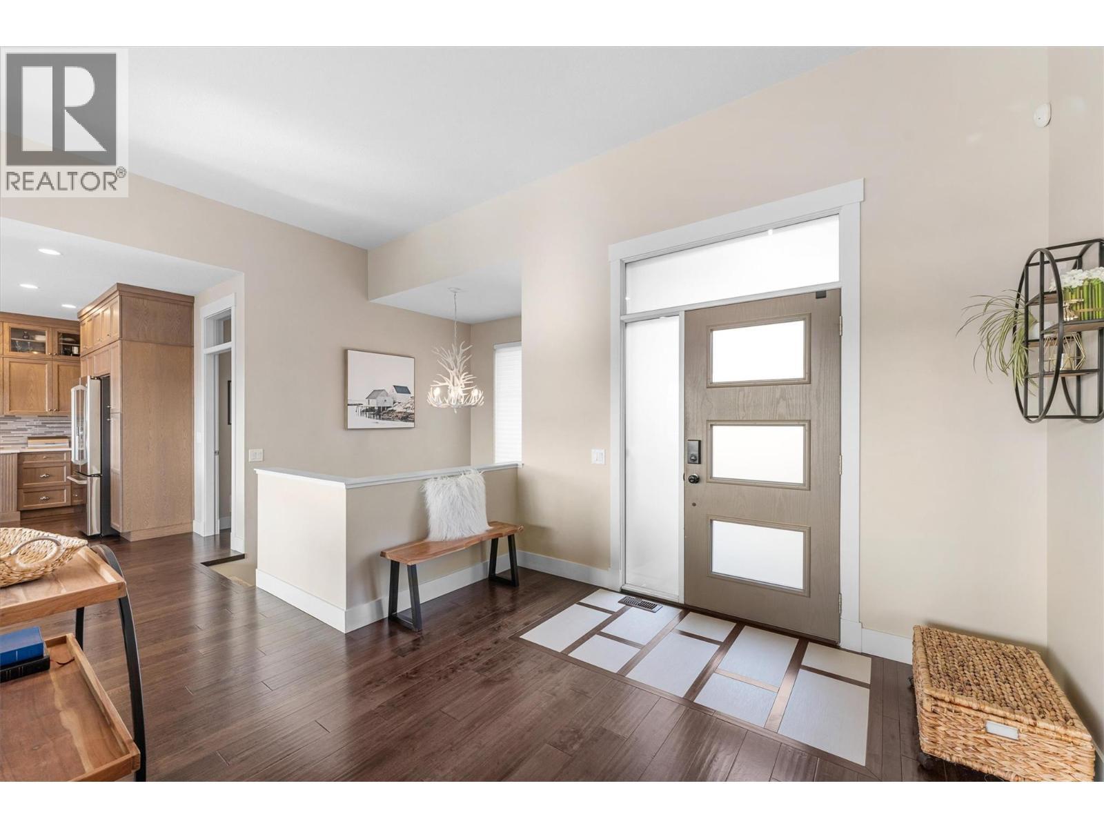 747 Traditions Crescent, Kelowna, BC - Indoor Photo Showing Other Room