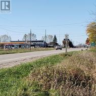 Gas station, variety store & restaurant, nearby -