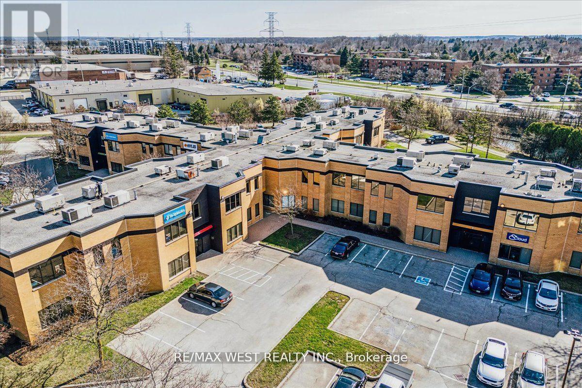 J202 - 155 Frobisher Drive, Waterloo, ON