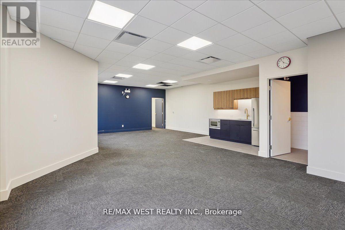 J202 - 155 Frobisher Drive, Waterloo, ON