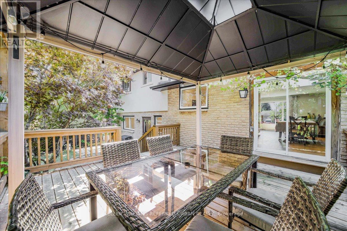 72 Cindy Drive, St. Catharines, ON - Outdoor With Deck Patio Veranda With Exterior