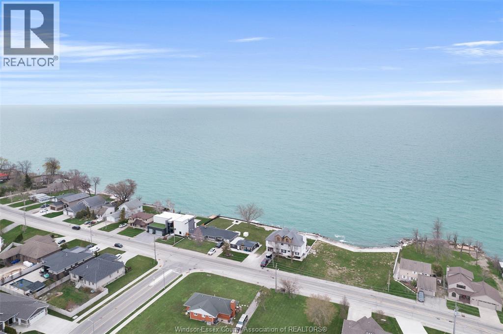 206 Robson ..., Leamington, ON - Outdoor With Body Of Water With View