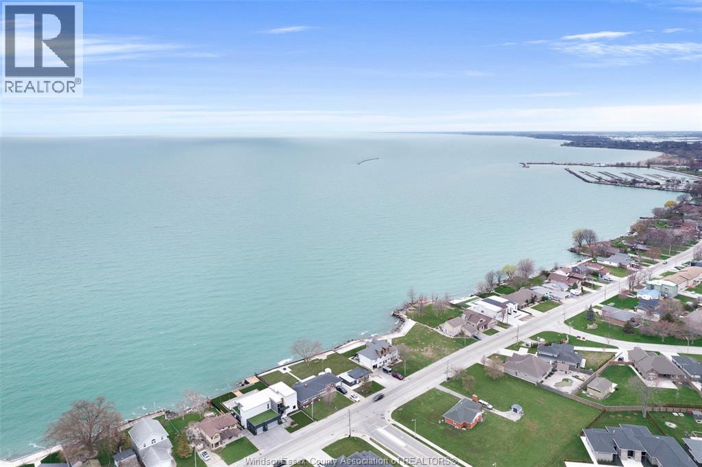 206 Robson ..., Leamington, ON - Outdoor With Body Of Water With View