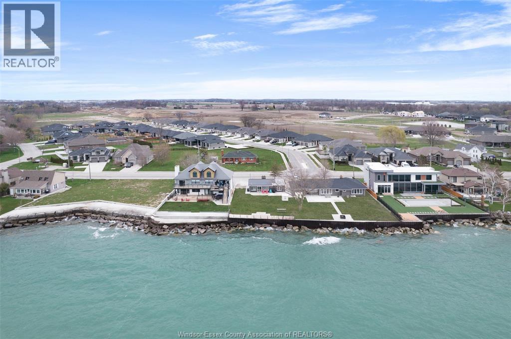 206 Robson ..., Leamington, ON - Outdoor With Body Of Water With View