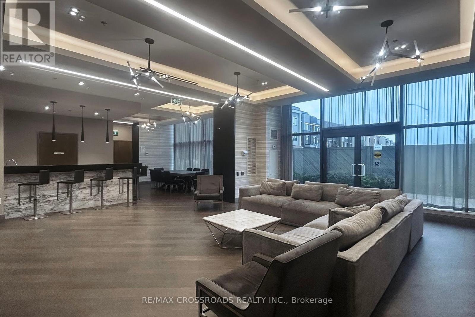 823 - 99 Eagle Rock Way, Vaughan, ON - Indoor Photo Showing Other Room