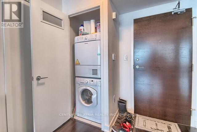 641 - 151 Dan Leckie Way, Toronto, ON - Indoor Photo Showing Laundry Room