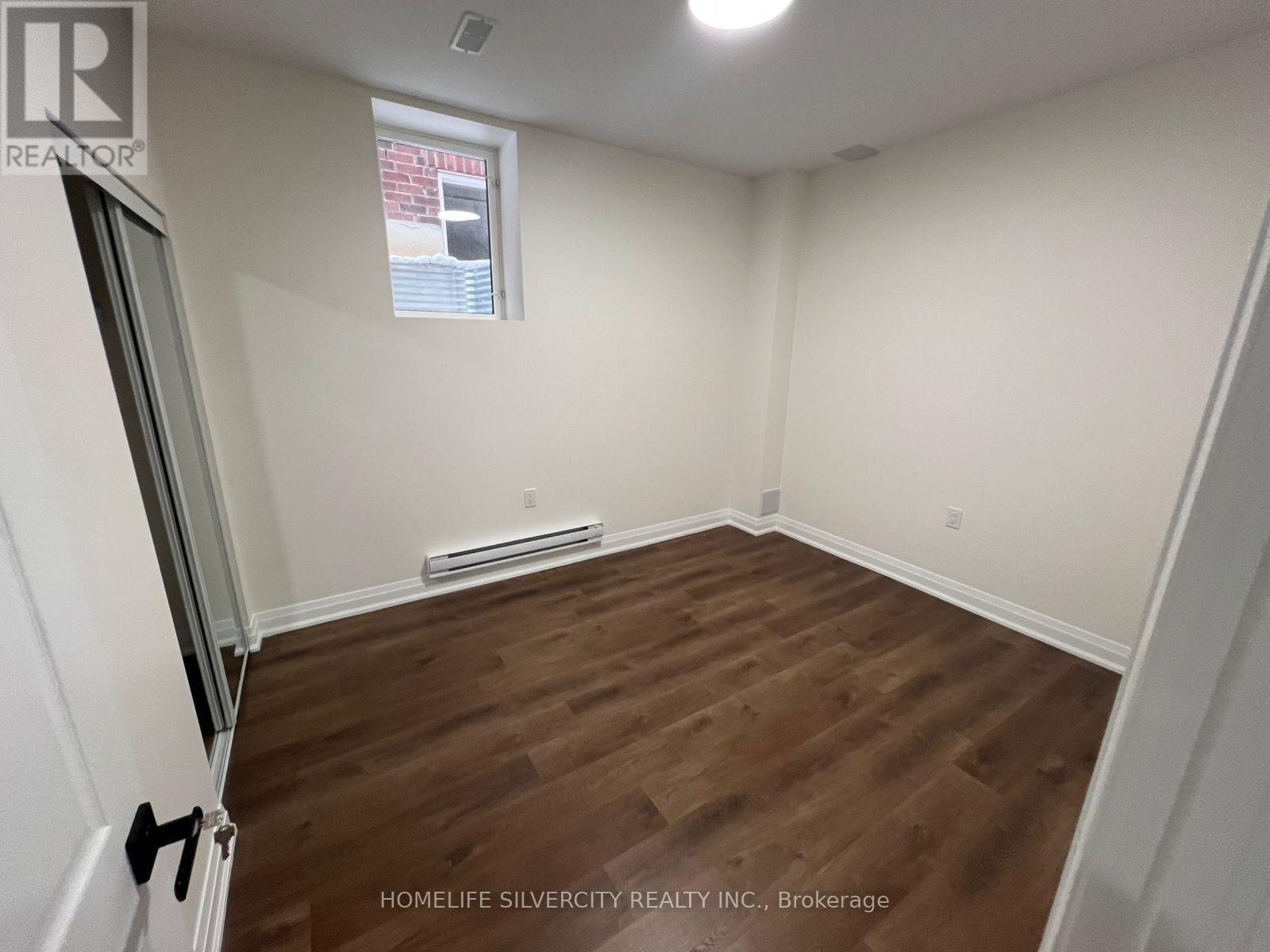 Bsmnt - 51 Wainfleet Crescent, Vaughan, ON - Indoor Photo Showing Other Room