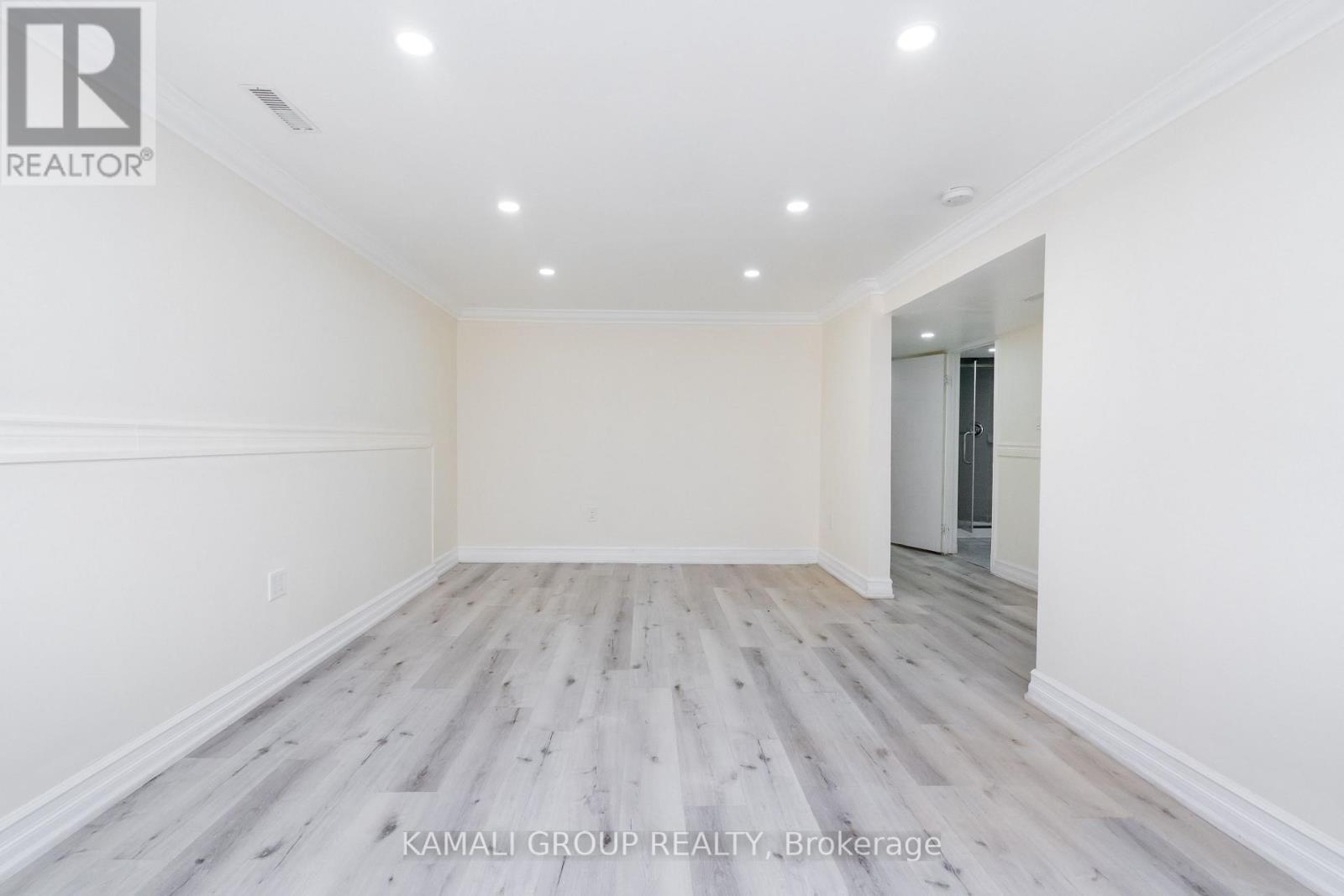 Bright With Potlights - Bsmt - 315 Bunting Road, St. Catharines, ON - Indoor Photo Showing Other Room