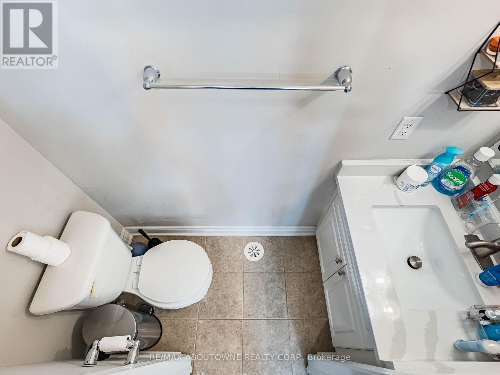 29 - 6020 Derry Road, Milton, ON - Indoor