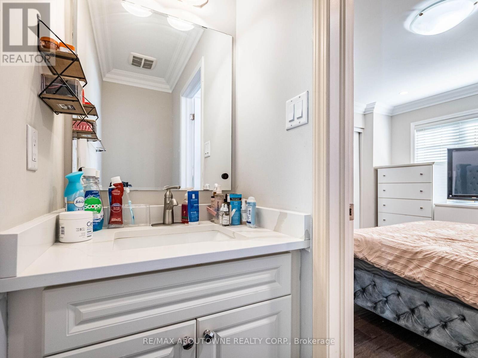 29 - 6020 Derry Road, Milton, ON - Indoor Photo Showing Bathroom