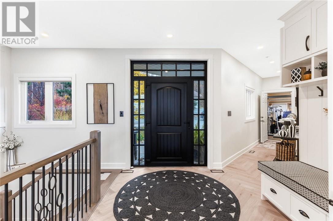 20 Breezehill Road, Skead, ON - Indoor Photo Showing Other Room