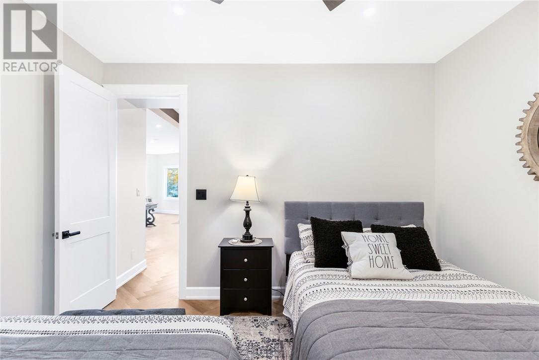 20 Breezehill Road, Skead, ON - Indoor Photo Showing Bedroom