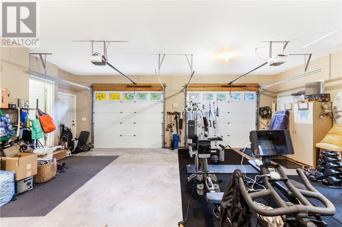 20 Breezehill Road, Skead, ON - Indoor Photo Showing Garage