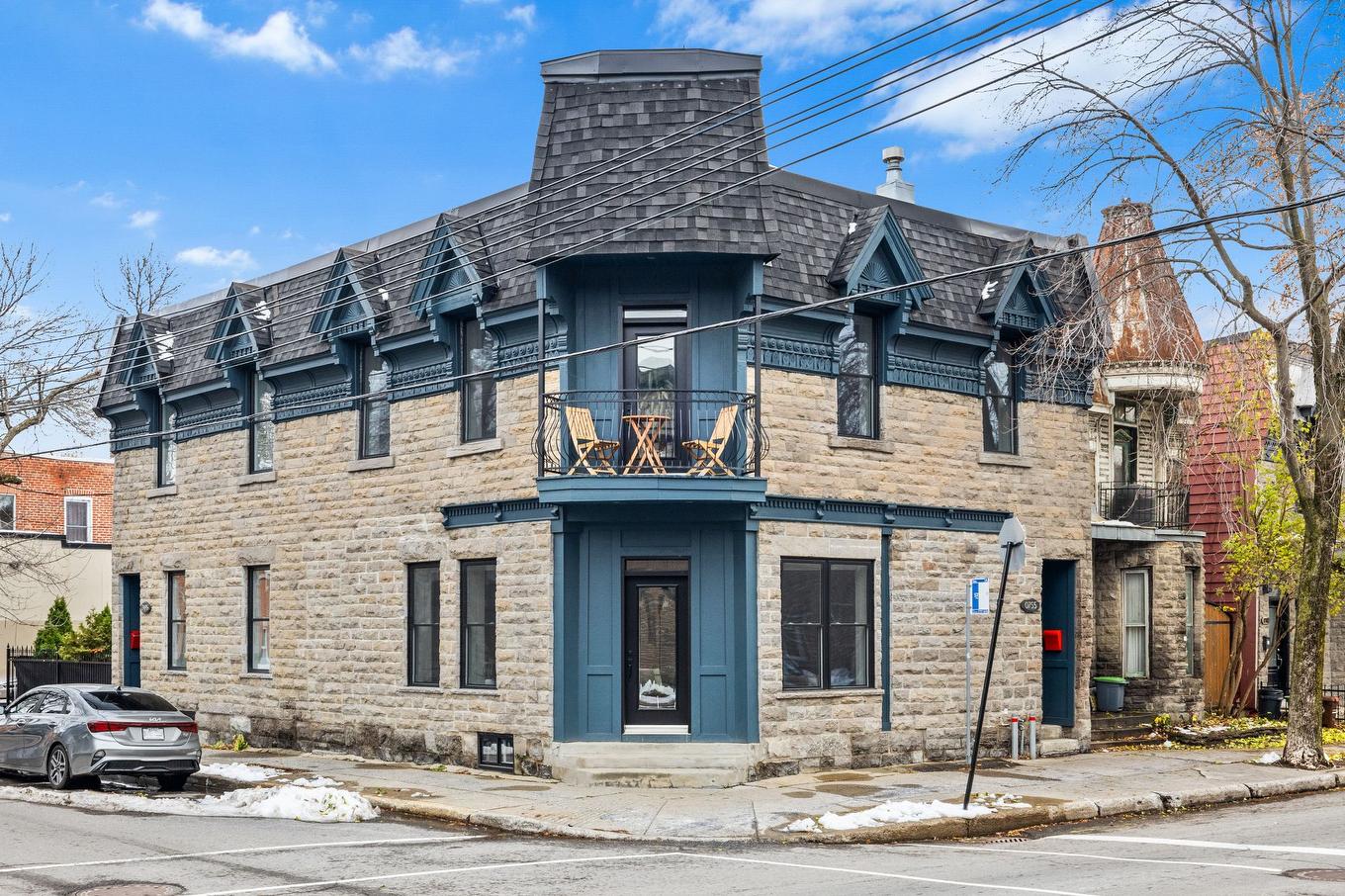 Façade - 0755 Rue Charlevoix, Montréal (Le Sud-Ouest), QC - Outdoor With Balcony With Facade